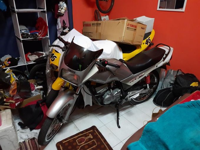 simpan motor dalam rumah flat