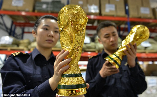 sindiket replika piala dunia di china