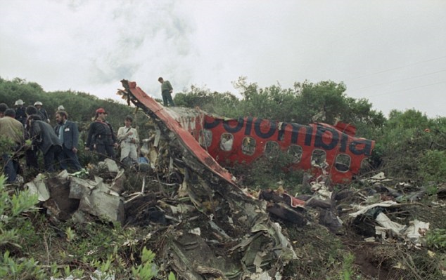 sisa kapal terbang avianca airlines