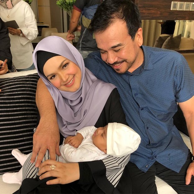 siti nurhaliza komen nyanyian wany hasrita 2