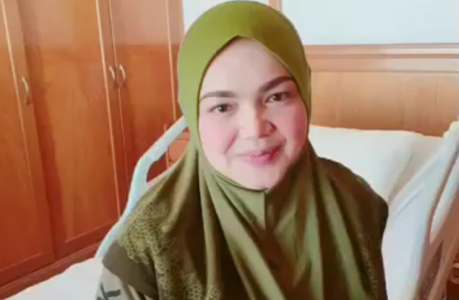 siti tunai janji tayang wajah penuh anak buat kali pertama 1