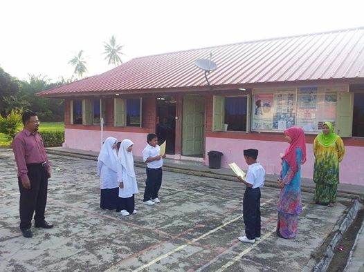 sk tebing rebak iluminasi bagan datoh perak pelajar perhimpunan sekolah