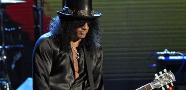 slash lagu dibenci