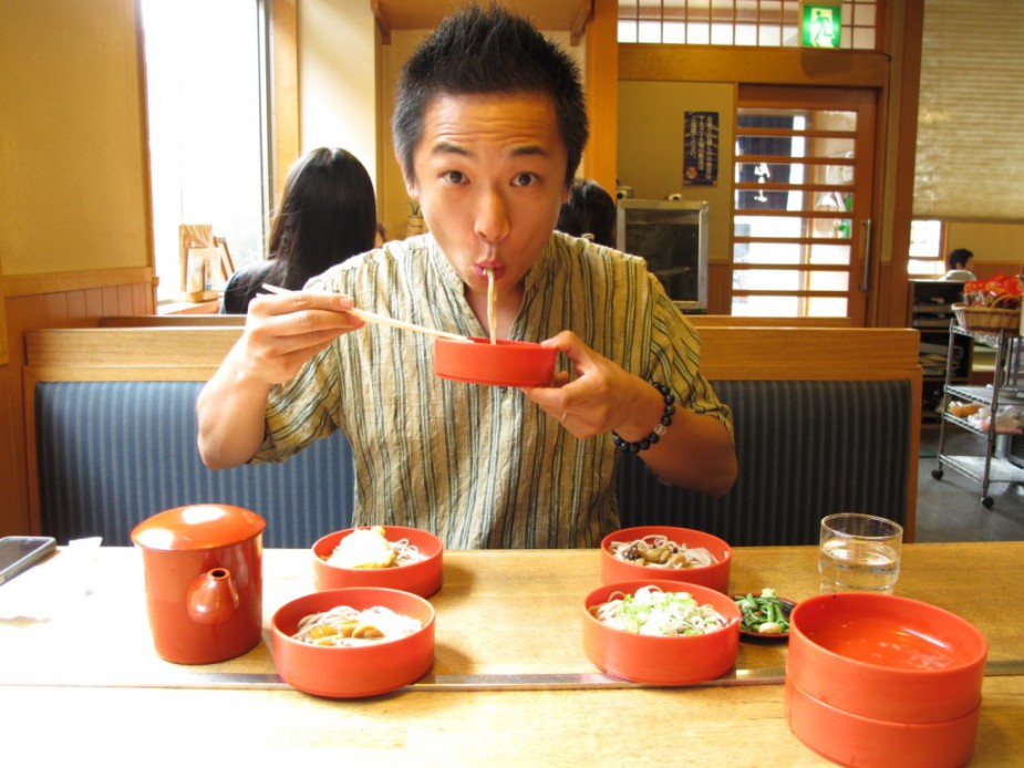 slurping makan berbunyi di jepun