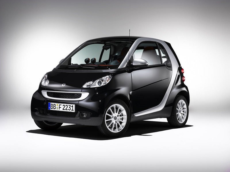 smart fortwo rekabentuk tak lawa