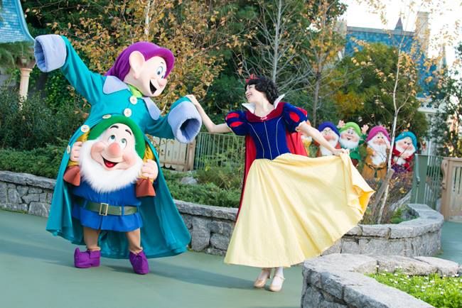 snow white di tokyo disneyland