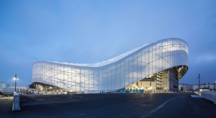 stade velodrome stadium outside photo