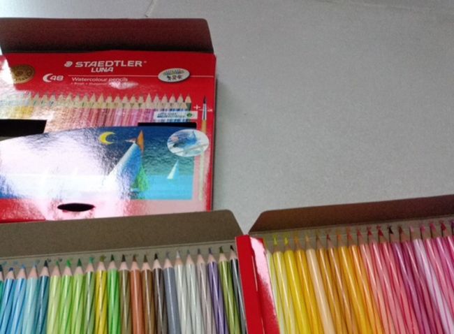 staedtler jenama peralatan sekolah