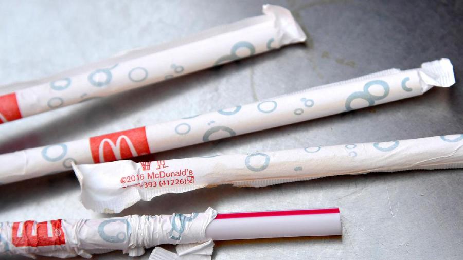 straw digunakan mcdonalds sedikit besar daripada biasa 750