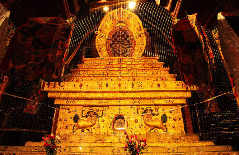 stupa dalai lama kelima