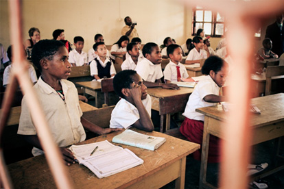 suasana di sebuah sekolah di tolikara