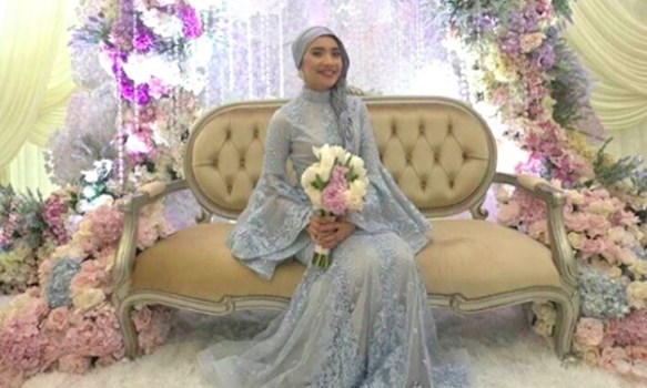 tahniah yuna zarai selamat ikat tali pertunangan 1