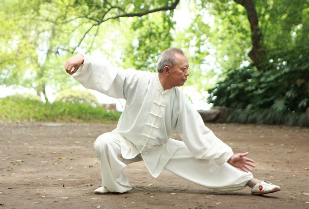 tai chi seni pergerakan