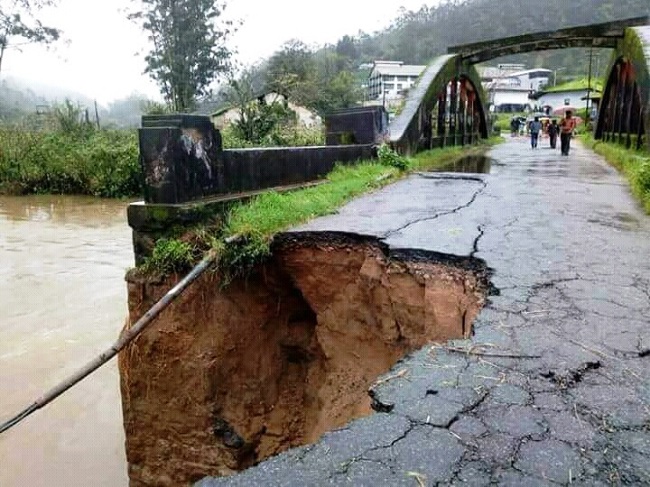 tanah runtuh akibat banjir di kerala neelakurinji