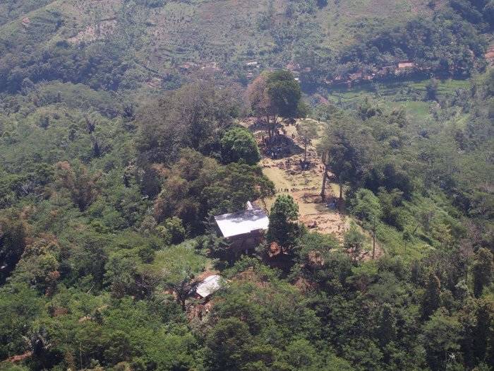 tapak arkeologi gunung padang