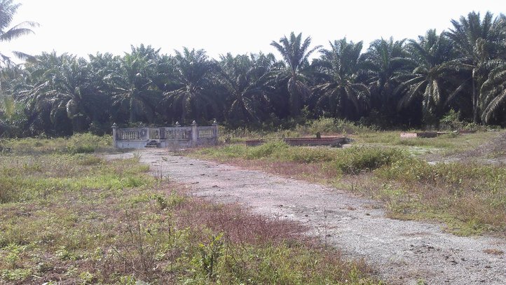 tapak makam raja beruas gangga negara