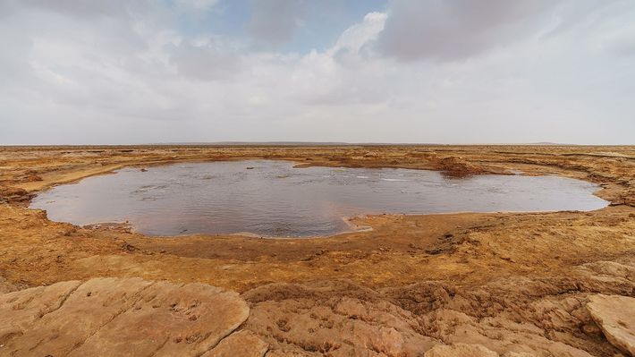 tasik gaet ale air paling masin di dunia