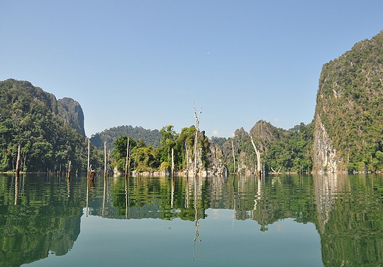 tasik paling besar dan dalam di dunia 2