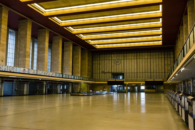 tempelhof airport di berlin jerman