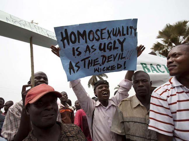 tentangan lgbt di uganda