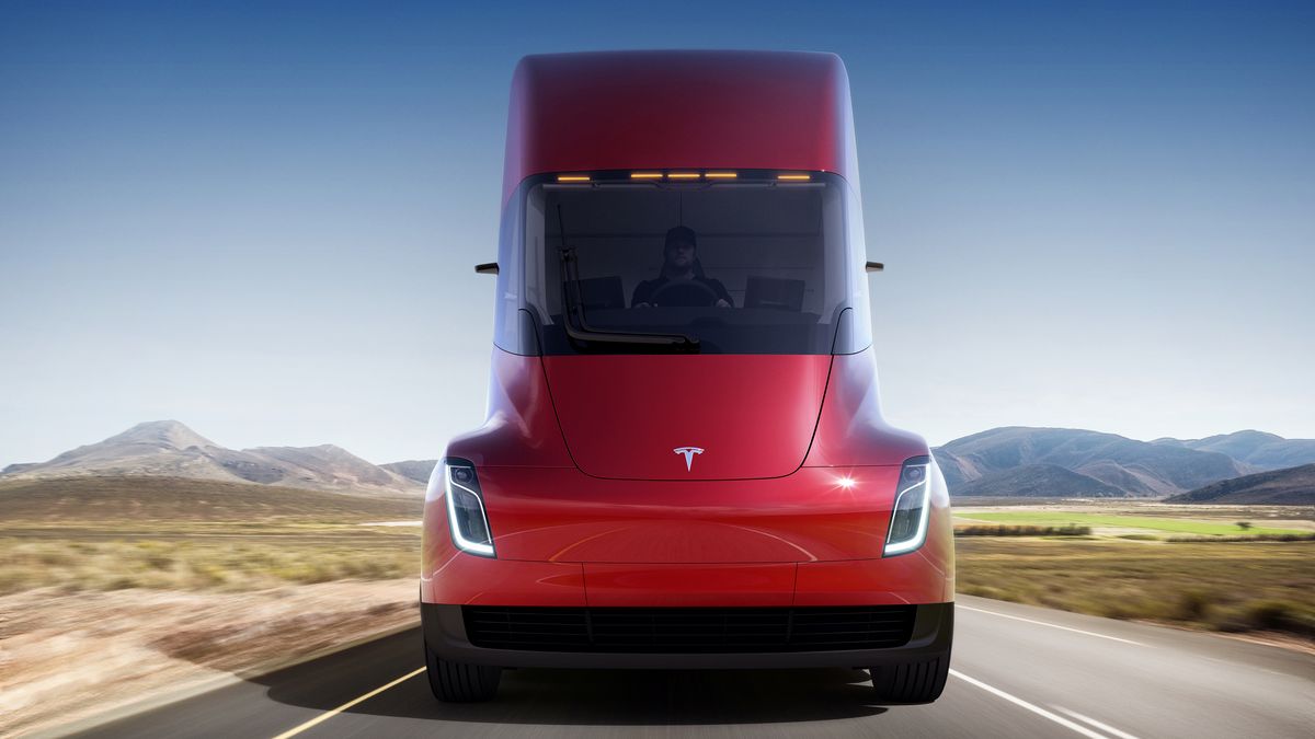 tesla semi pandangan dari depan