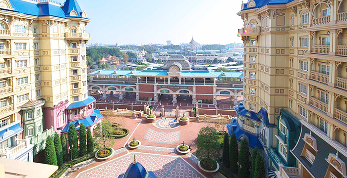 tokyo disneyland hotel