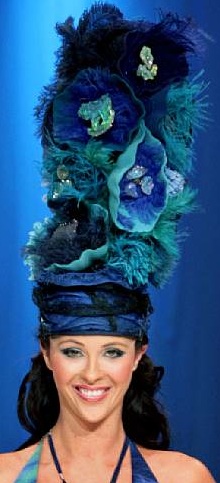 topi deep blue sea