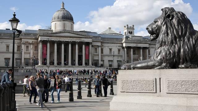 trafalgar square nama arab