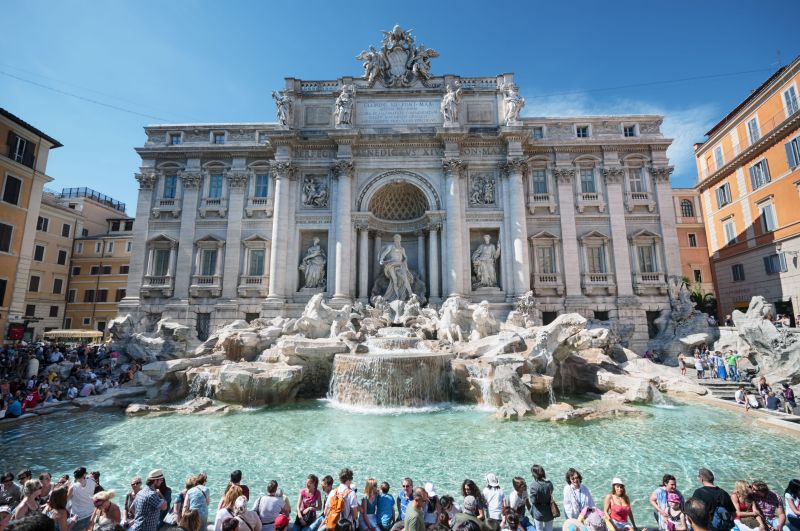 trevi fountain