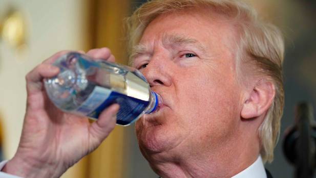 trump minum adab minum rasulullah