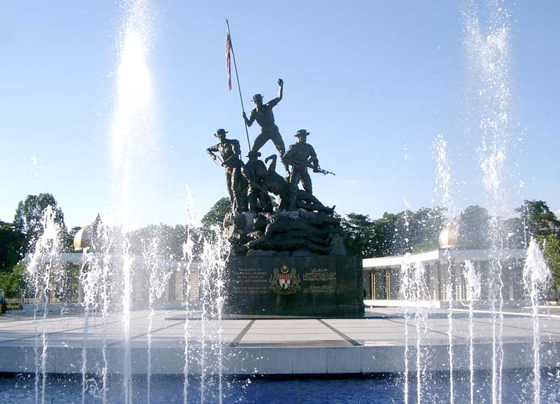 tugu peringatan negara