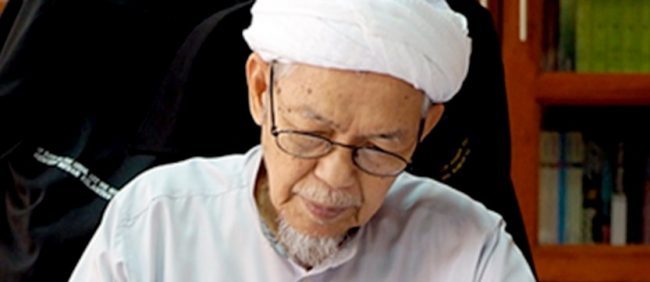 ulama nik aziz