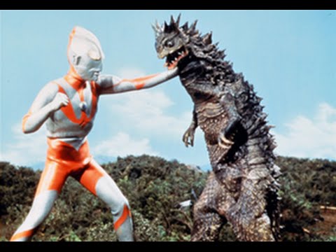 ultraman bertarung