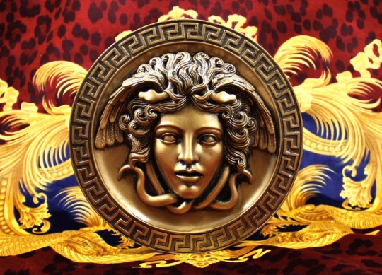 versace logo medusa