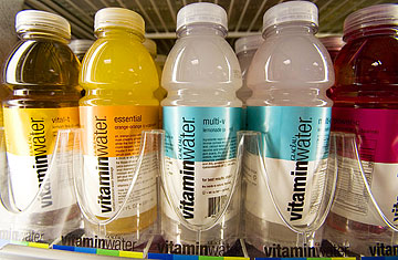 vitamin water tidak menyihatkan