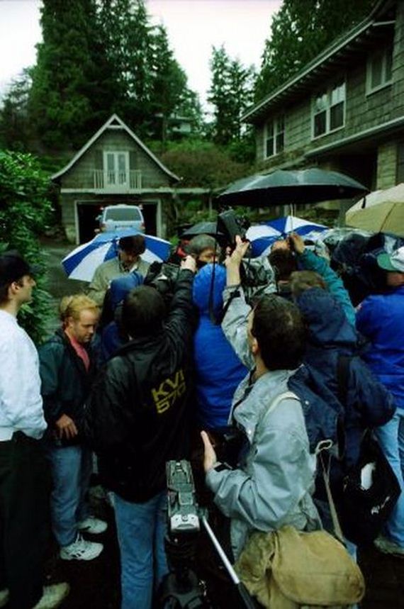 wartawan serbu rumah kurt cobain