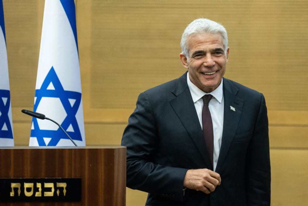 yair lapid persetujuan kerajaan campuran