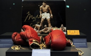 10 Memorabilia Sukan Paling Mahal Pernah Dijual