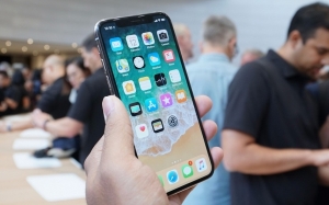 4 Fungsi Pada iPhone X Yang Sebenarnya Diambil Daripada Android