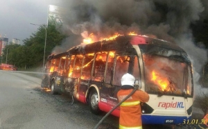 Bas Rapid KL Laluan 772 Pasar Seni-Mah Sing Terbakar