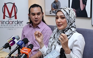 Masuk Syarikat Pengurusan Baru, Timbul Isu Erra Fazira