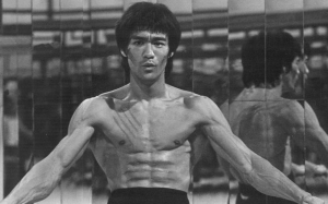 Bruce Lee, jaguh seni bela diri yang tak pandai berenang