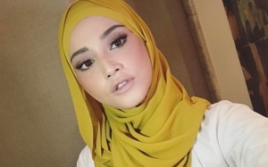 Fathia Buat Hal Lagi, Muat Naik Foto Tak Bertudung