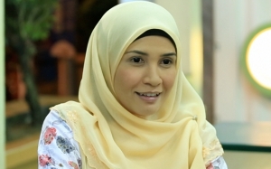 Izreen Azminda Disingkirkan Program Hiburan Popular Atas Permintaan Seorang Artis?