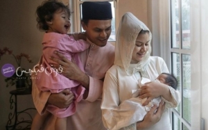 Lisa Surihani dan Yusry Umum Nama Bayi Lelaki