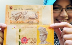 Mengapa Malaysia Tidak Cetak Wang Kertas Sendiri?