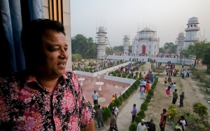 Bangladesh Bina Replika Taj Mahal 