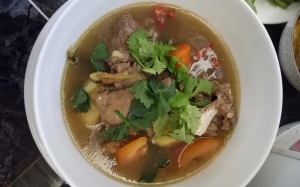 Resepi Sup Tulang Ala Kedai Makan Siam