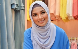 Sama Tapi Tak Serupa, Gadis Cantik Seiras Neelofa Ditemui (5 Gambar)