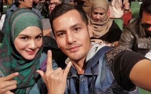 Wow! Inilah Nama Besar Industri Hiburan Yang Melamar Datuk Aliff Syukri Sebagai Penyanyi